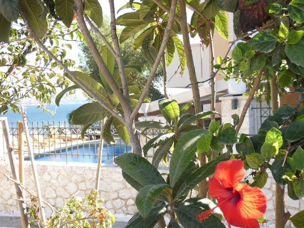 Lazaratos Hotel Kouvalata Zewnętrze zdjęcie